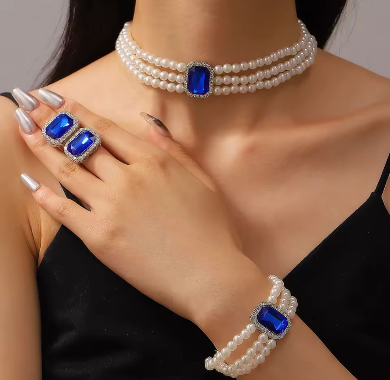 3 piece multi layered pearl jewellery set