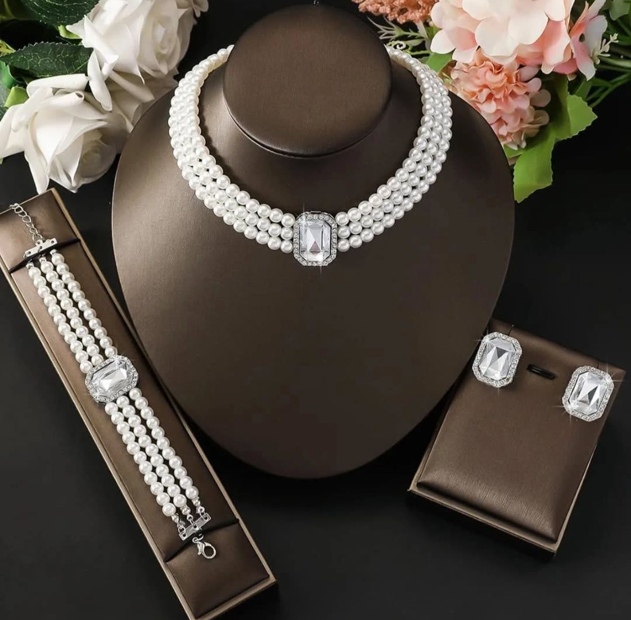 3 piece multi layered pearl jewellery set