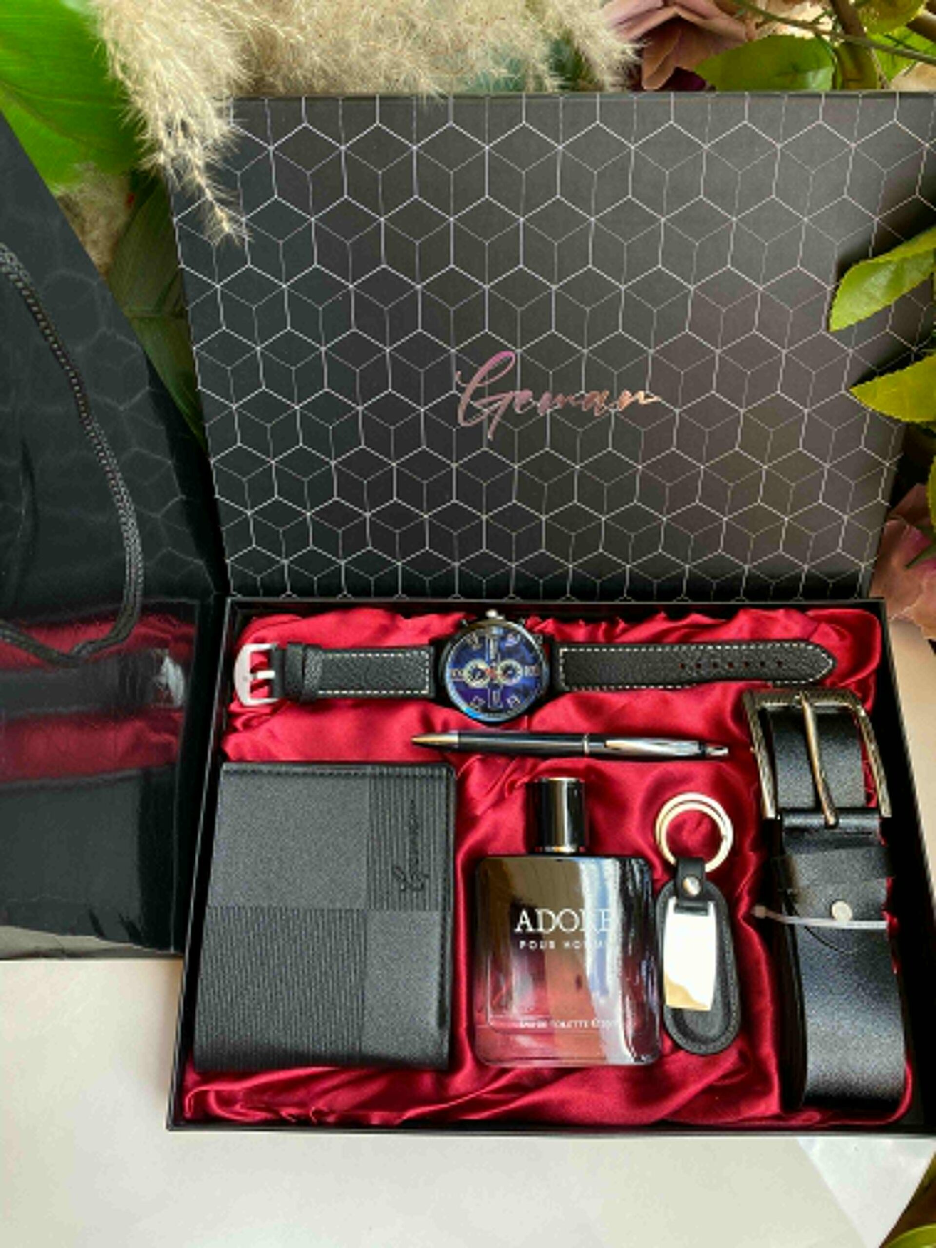 men quality gift pack with perfume
