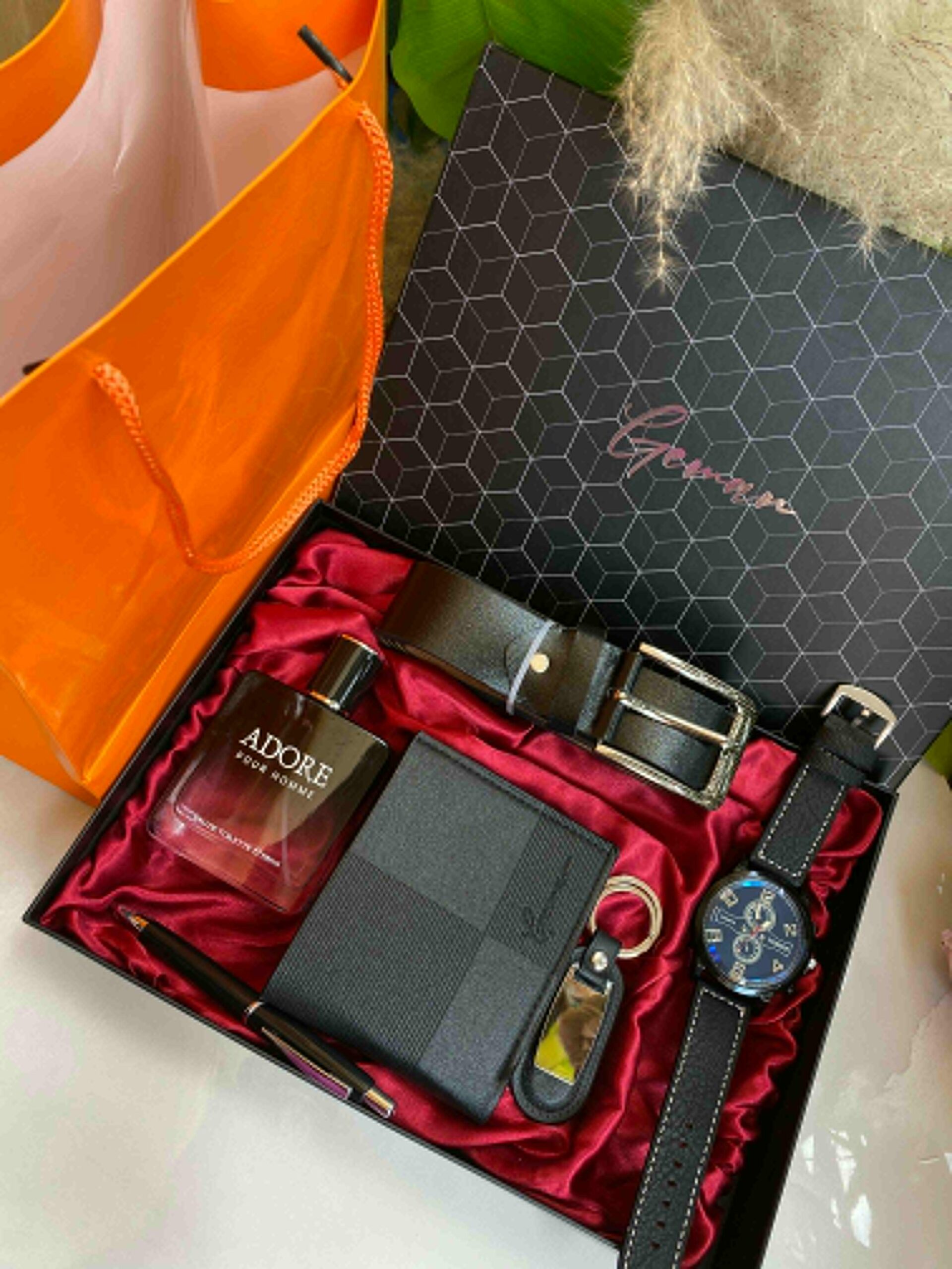 men quality gift pack with perfume